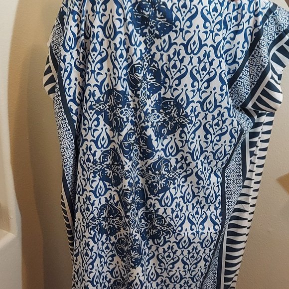 Cupshe Blue and White  Maxi Kaftan, OS - Picture 2 of 7
